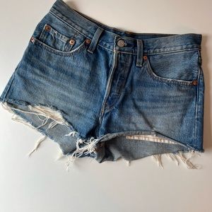 Levi shorts